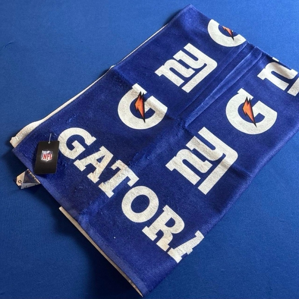 New Gatorade New York Giants NFL Pro Team Bi-Color Game Towel 22x42" New